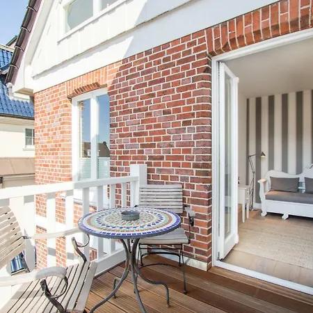 Strandhaus Niendorf * Niendorf (Timmendorfer Strand)